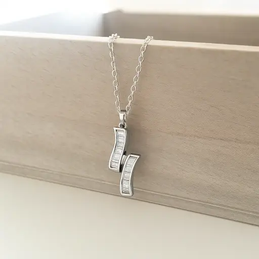 Twilight Curved Pendant 