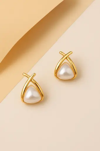 Luna Triangle Pearl Earrings