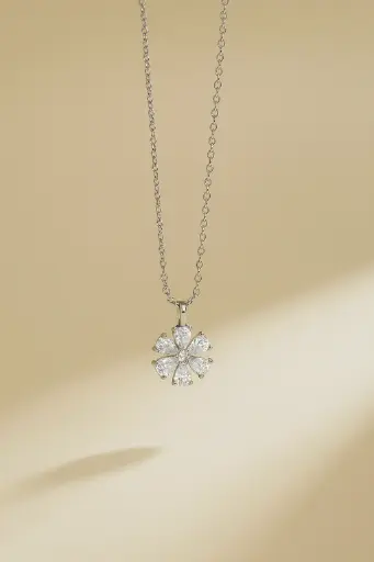 Blossom Shine Pendant 